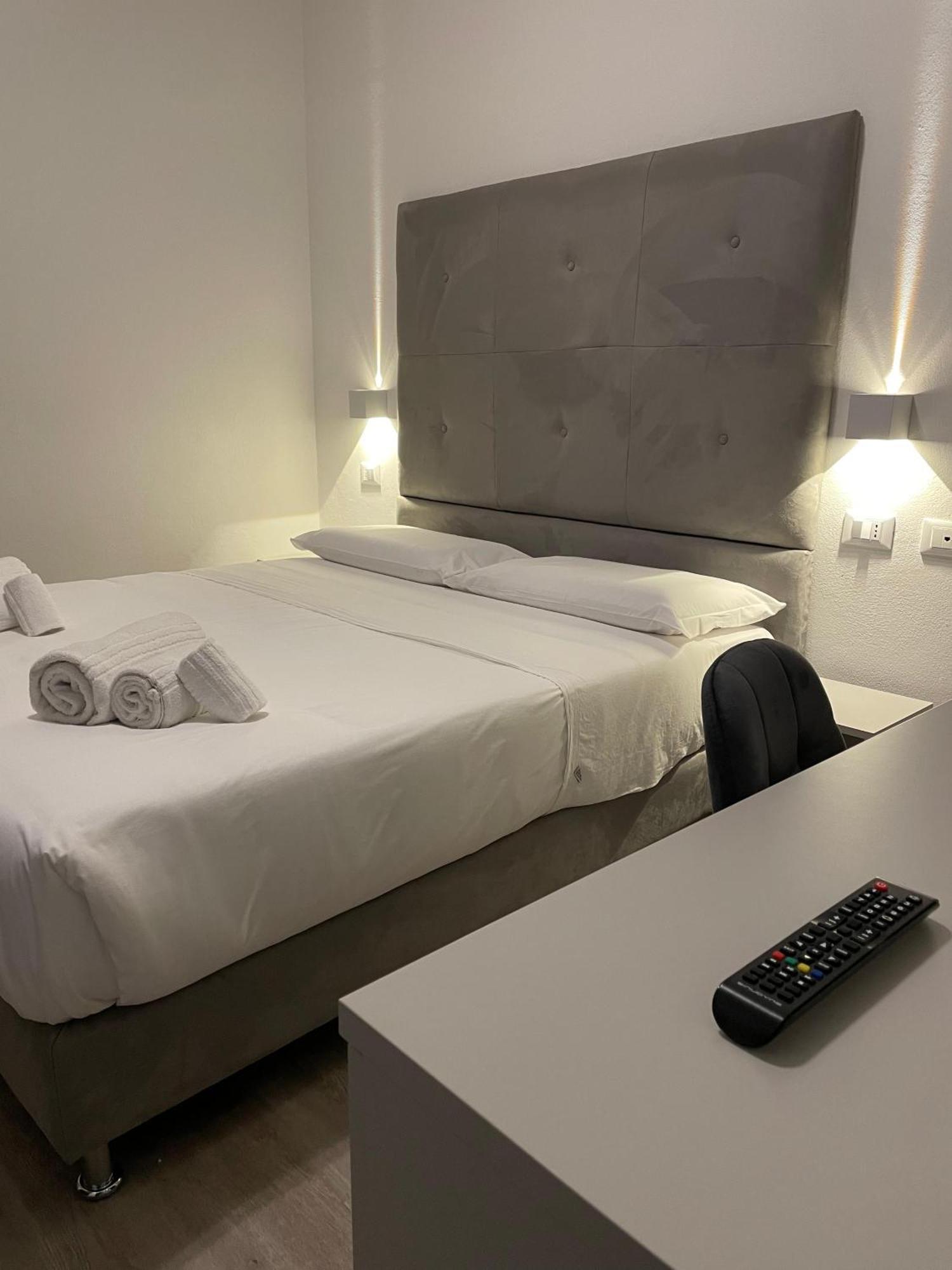 Hotel L'Etrusco - San Vincenzo Ngoại thất bức ảnh