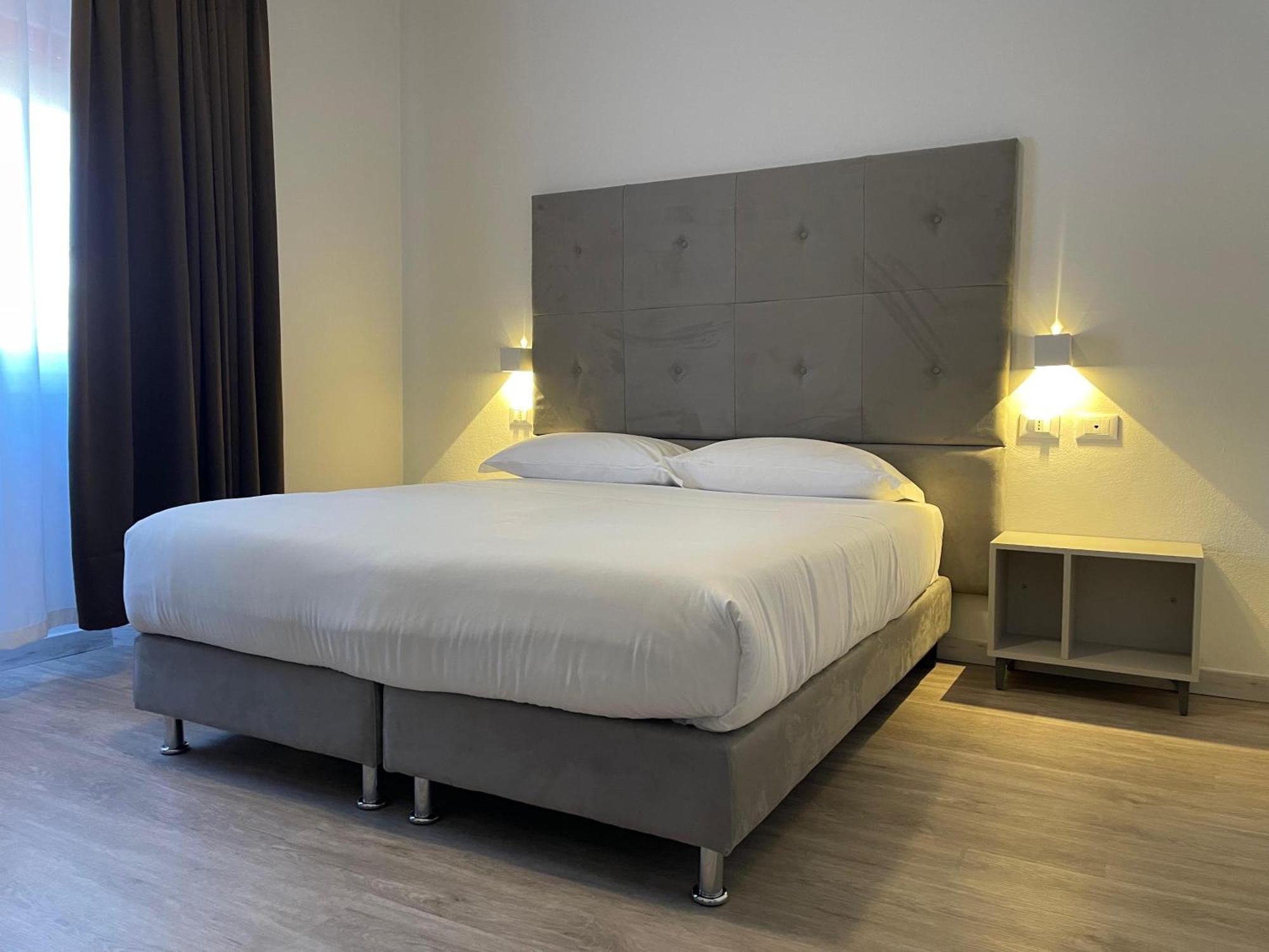 Hotel L'Etrusco - San Vincenzo Ngoại thất bức ảnh