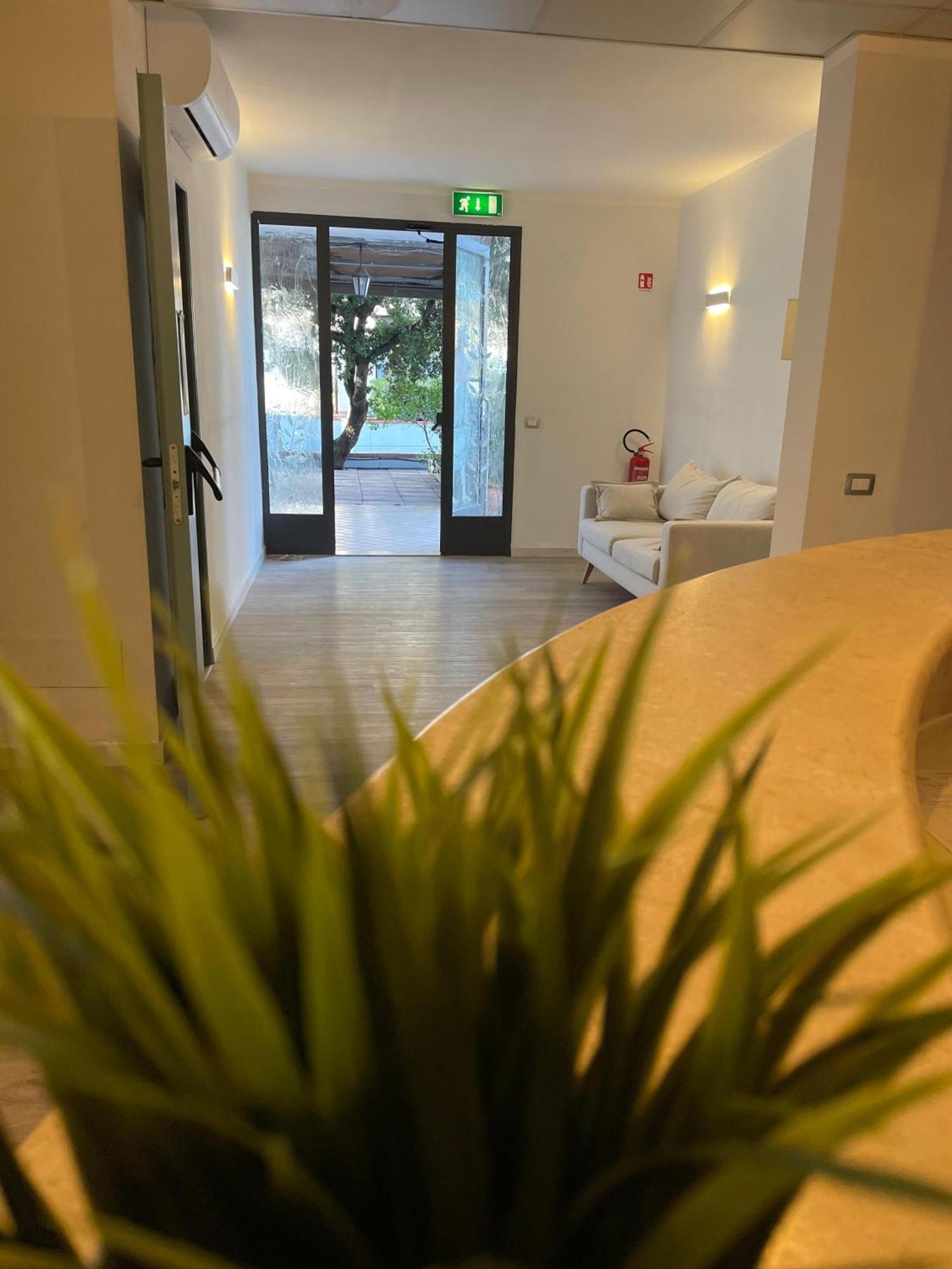 Hotel L'Etrusco - San Vincenzo Ngoại thất bức ảnh